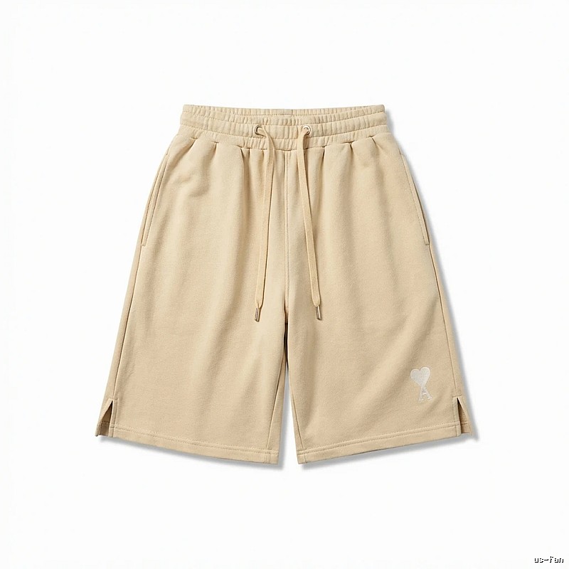 AMI casual style khaki shorts