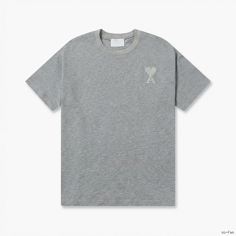 AMI Love Simple Style Gray T-shirt