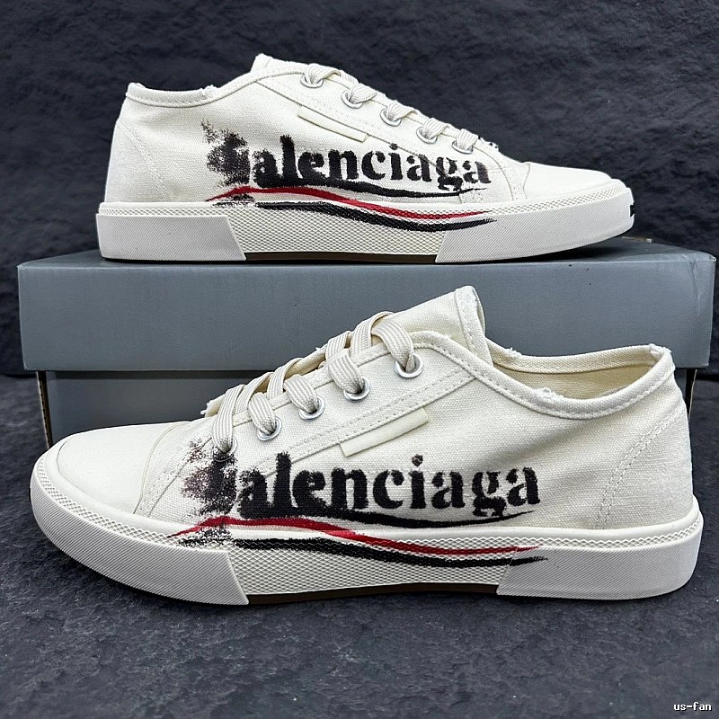 Balenciaga Canvas Sneaker with White Low-top Canvas Sneaker Detail