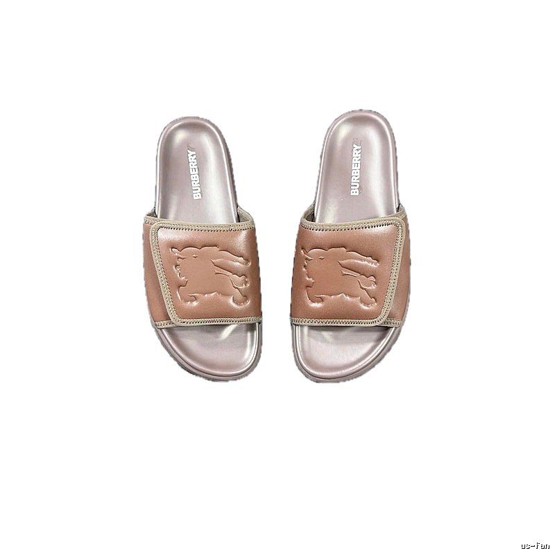 Burberry Classic Knight-Embossed Light Luxury Style Brown Slides