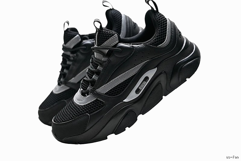 Dior retro-style black sports shoes