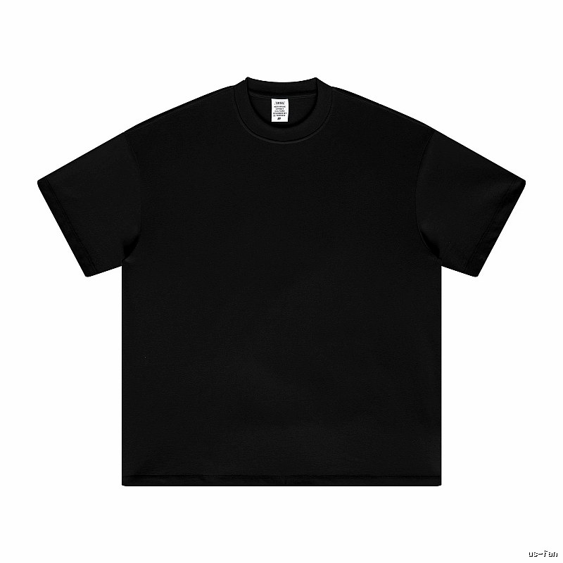 Logo Detail Plain white T-shirt Minimal White Short with Relaxed Feel