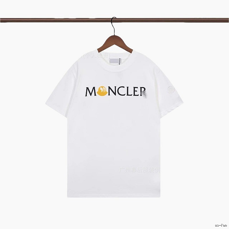 Moncler Printed Casual White Short-sleeve T-shirt