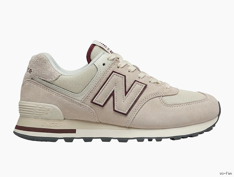New Balance retro-style light gray sports shoes