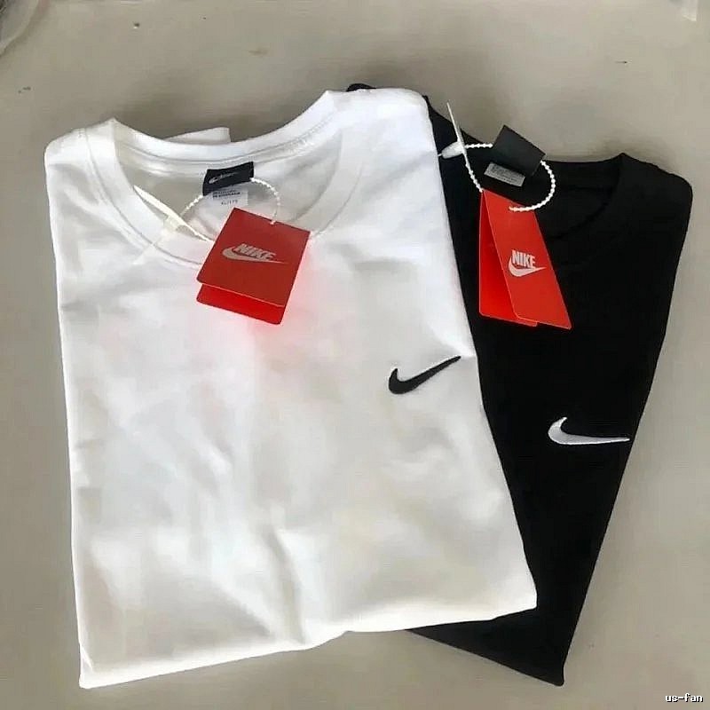 Nike Side Swoosh Logo Detail Black Swoosh T-Shirt Streetwear Look